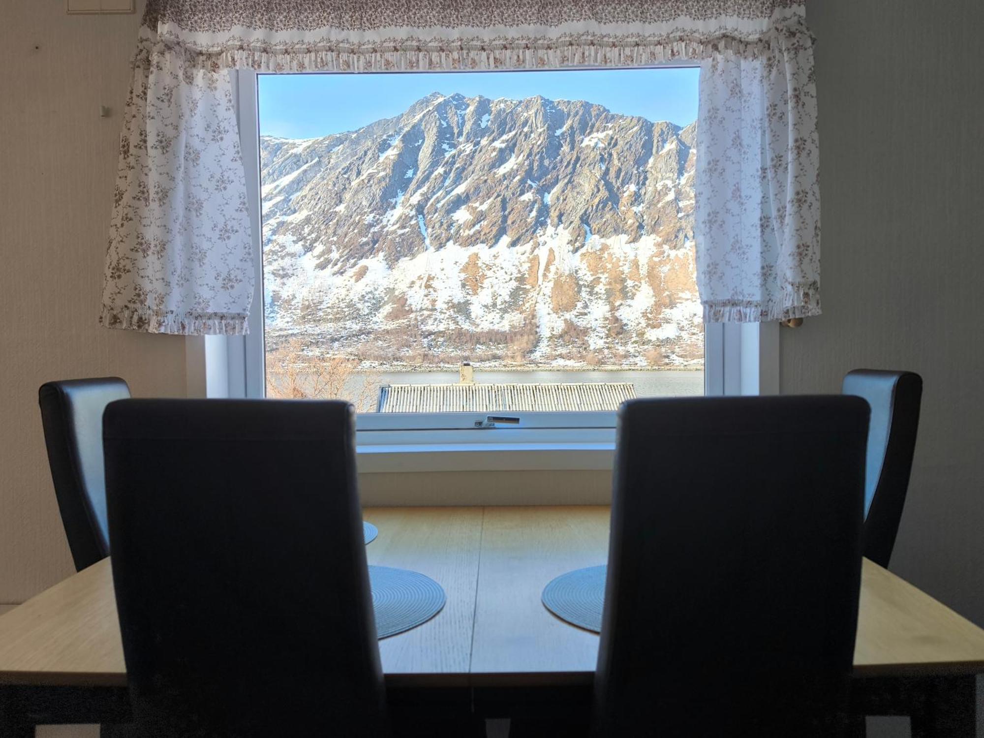 Hus Gryllefjord Villa Kültér fotó